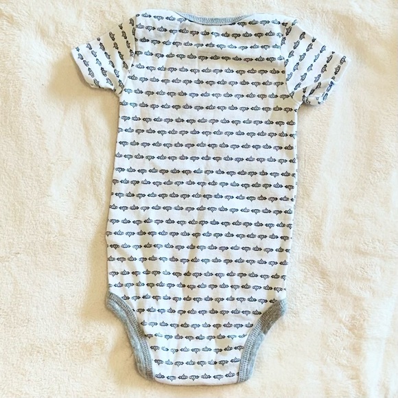 Carter's Gray and White Striped and Patterned Bodysuits - Size: 12 Months - Picture 7 of 10